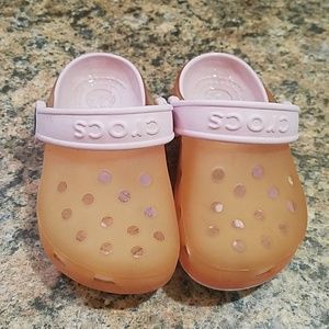Girls crocs- Toddler/ sz 6-7